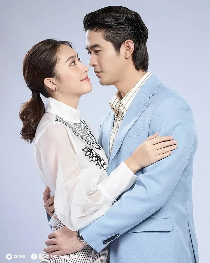 โปสเตอร์ละคร ทุกอณูฤทัย ใช้เป็นพื้นหลัง