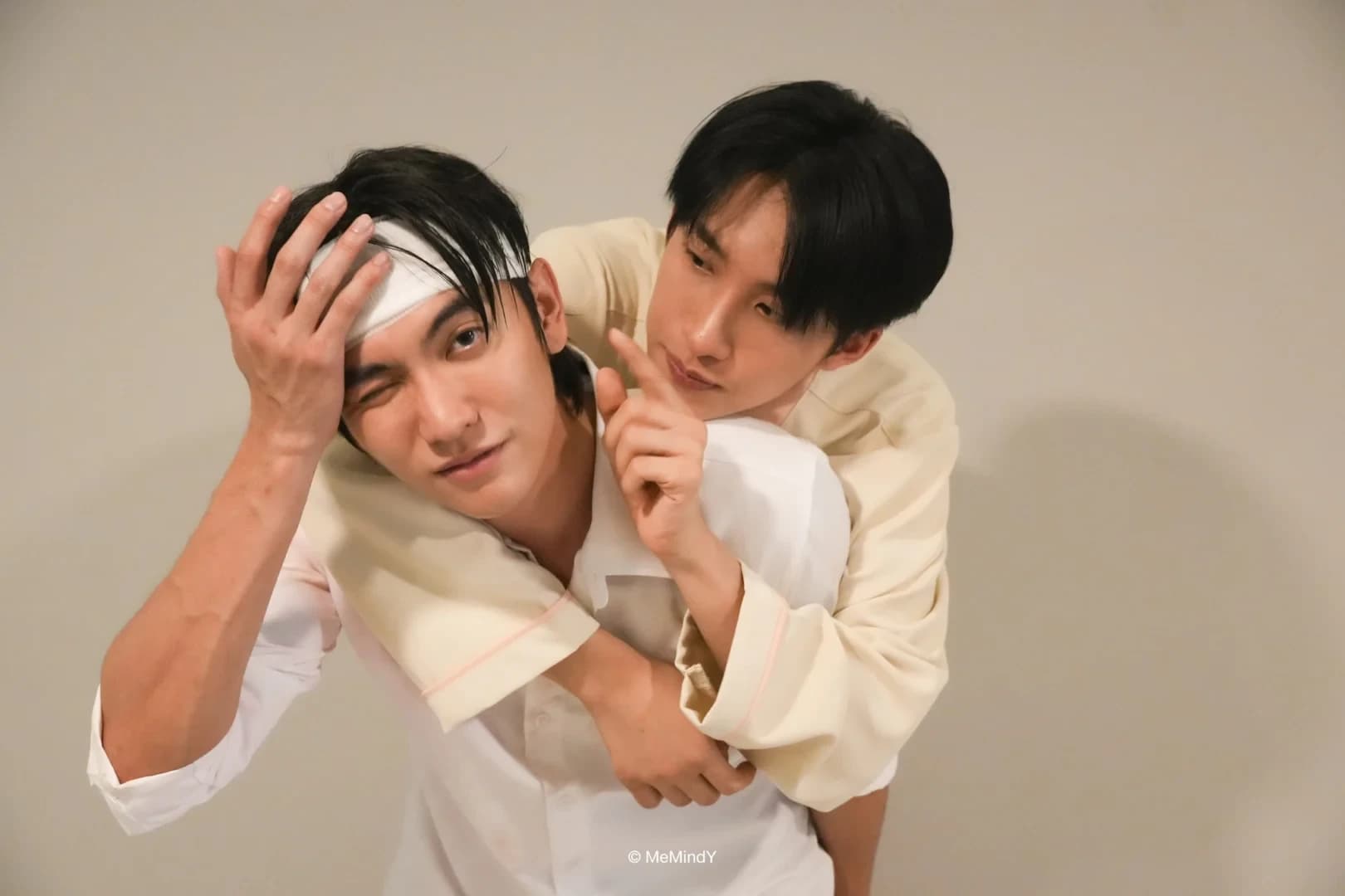 โปสเตอร์ละคร The Boy Next World คนละกาลเวลา ใช้เป็นพื้นหลัง