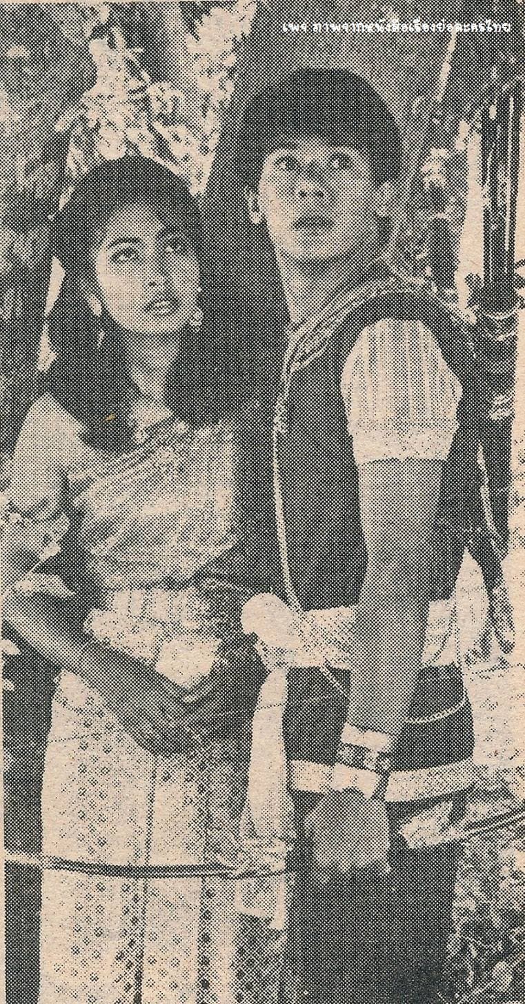 โปสเตอร์ละคร สี่ยอดกุมาร ใช้เป็นพื้นหลัง