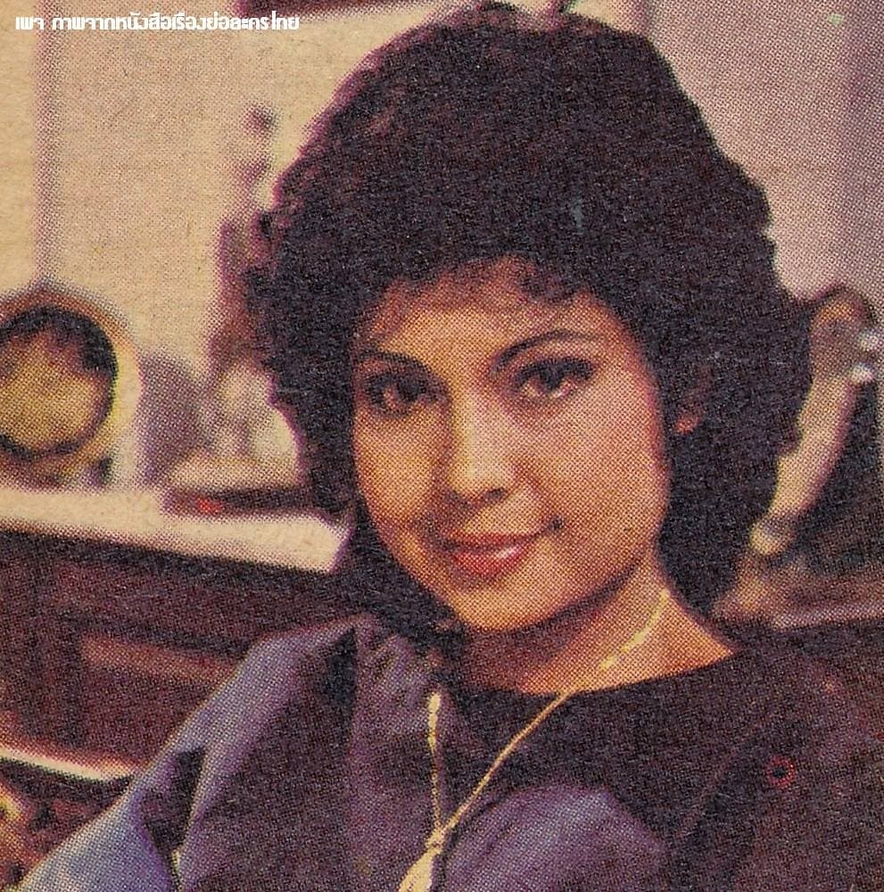 โปสเตอร์ละคร ไม้ผลัดใบ ใช้เป็นพื้นหลัง