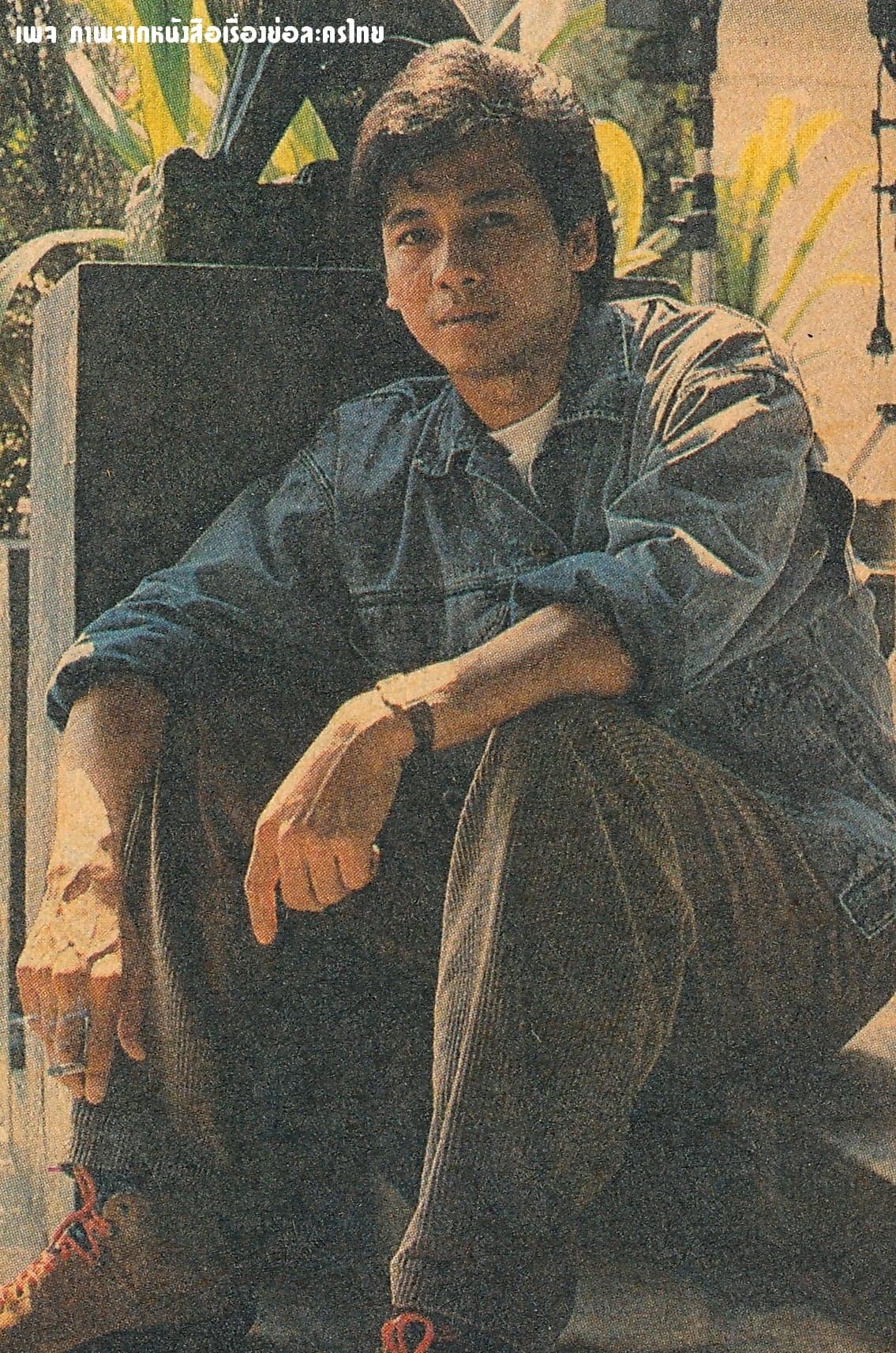 โปสเตอร์ละคร หัวใจสองภาค ใช้เป็นพื้นหลัง