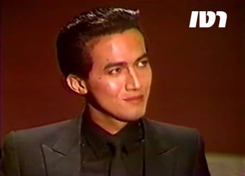 โปสเตอร์ละคร เงา ใช้เป็นพื้นหลัง