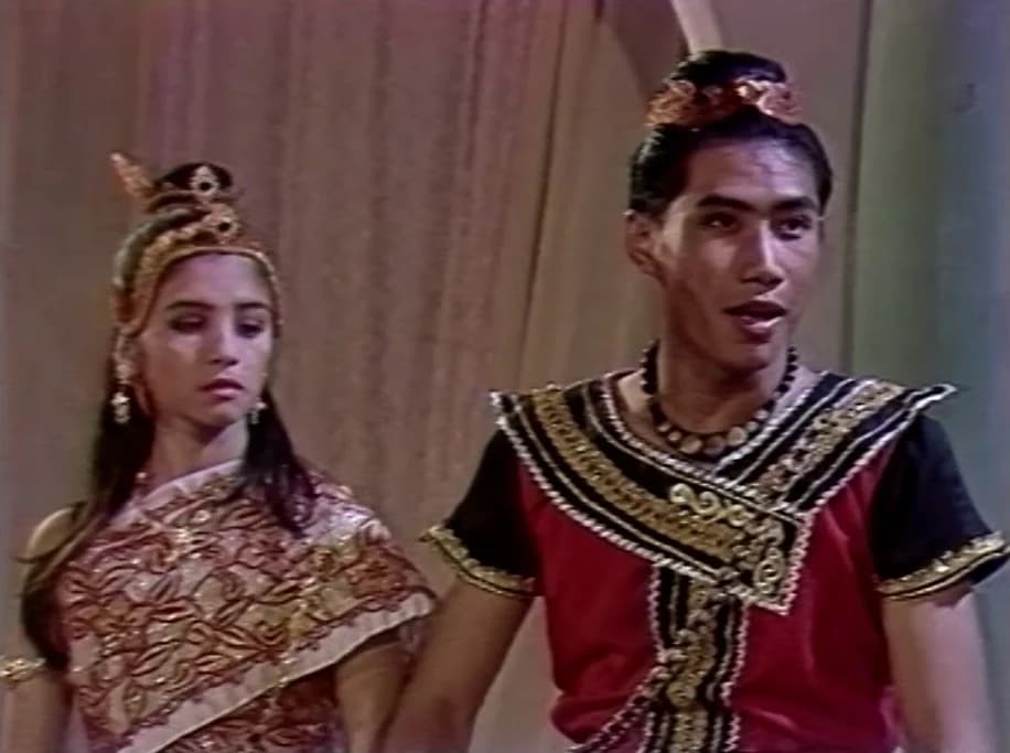 โปสเตอร์ละคร พระไชยมงคล ใช้เป็นพื้นหลัง