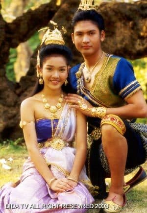 โปสเตอร์ละคร เพชรรุ้งไฟ ใช้เป็นพื้นหลัง