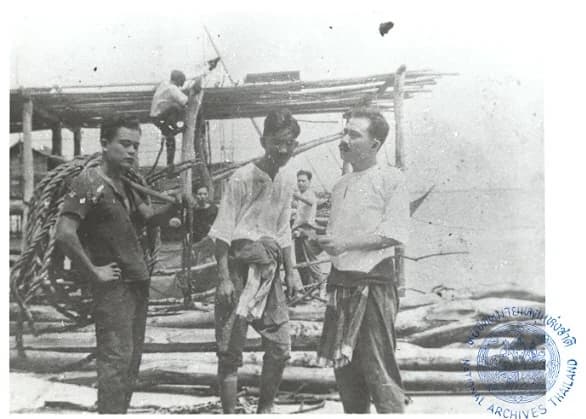 โปสเตอร์ภาพยนตร์ เลือดแค้น ใช้เป็นพื้นหลัง