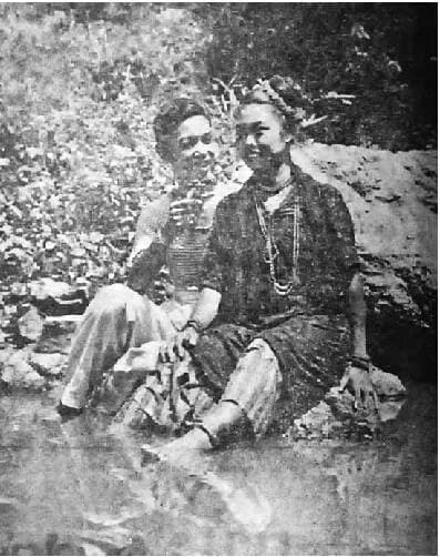 โปสเตอร์ภาพยนตร์ แม่จ้าวฟ้า ใช้เป็นพื้นหลัง