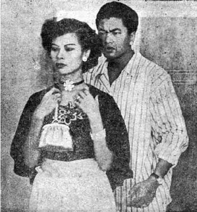 โปสเตอร์ภาพยนตร์ ชายใจเพ็ชร์ ใช้เป็นพื้นหลัง