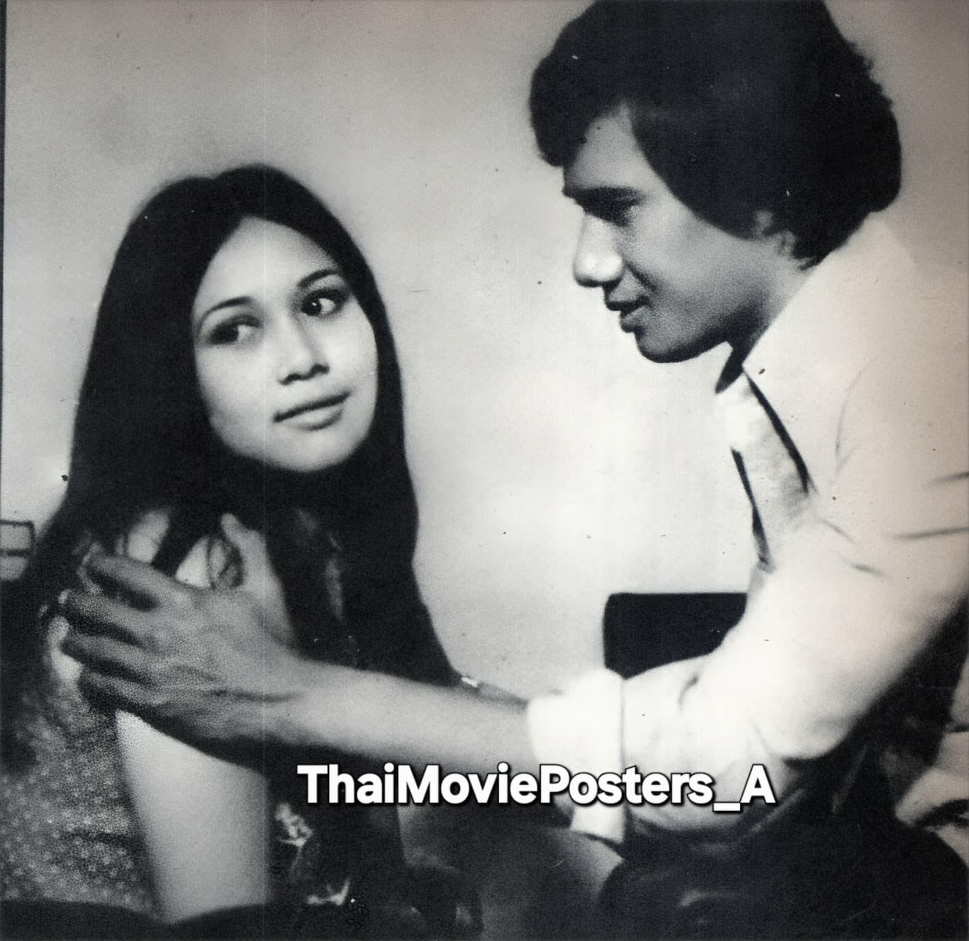 โปสเตอร์ภาพยนตร์ ขัง 8 ใช้เป็นพื้นหลัง