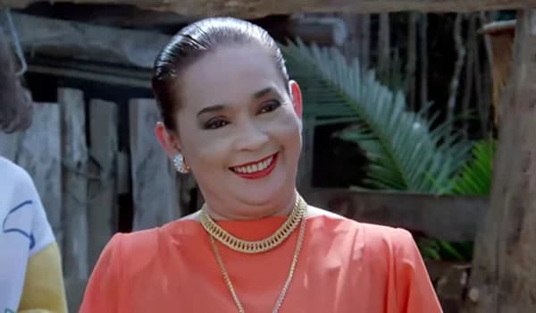 โปสเตอร์ภาพยนตร์ ครูจันทร์แรม ประทีปแห่งลุ่มแม่น้ำแม่สาย ใช้เป็นพื้นหลัง