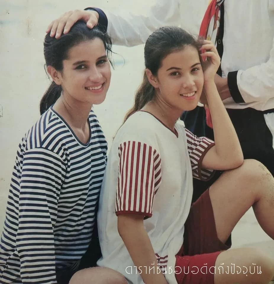 โปสเตอร์ภาพยนตร์ แดดร้อน ลมแรง ความรักกำลังจะมา ใช้เป็นพื้นหลัง