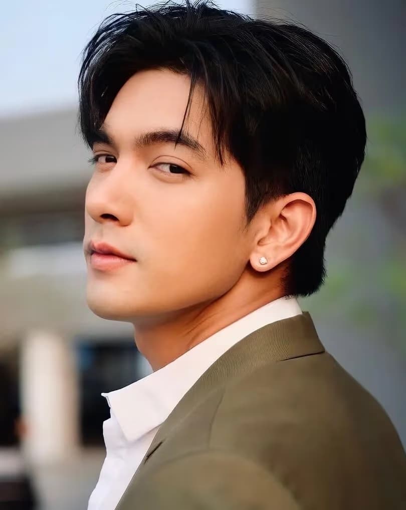 เข้ม หัสวีร์ ภัคพงษ์ไพศาล