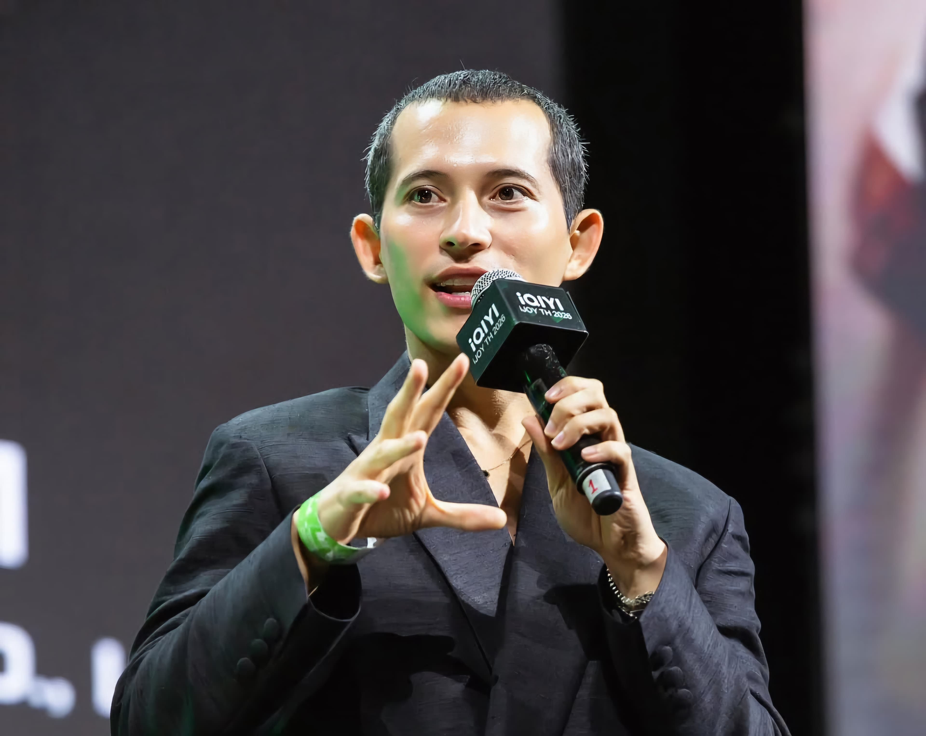 David Bigander (เดวิด บีแกนเดอร์)