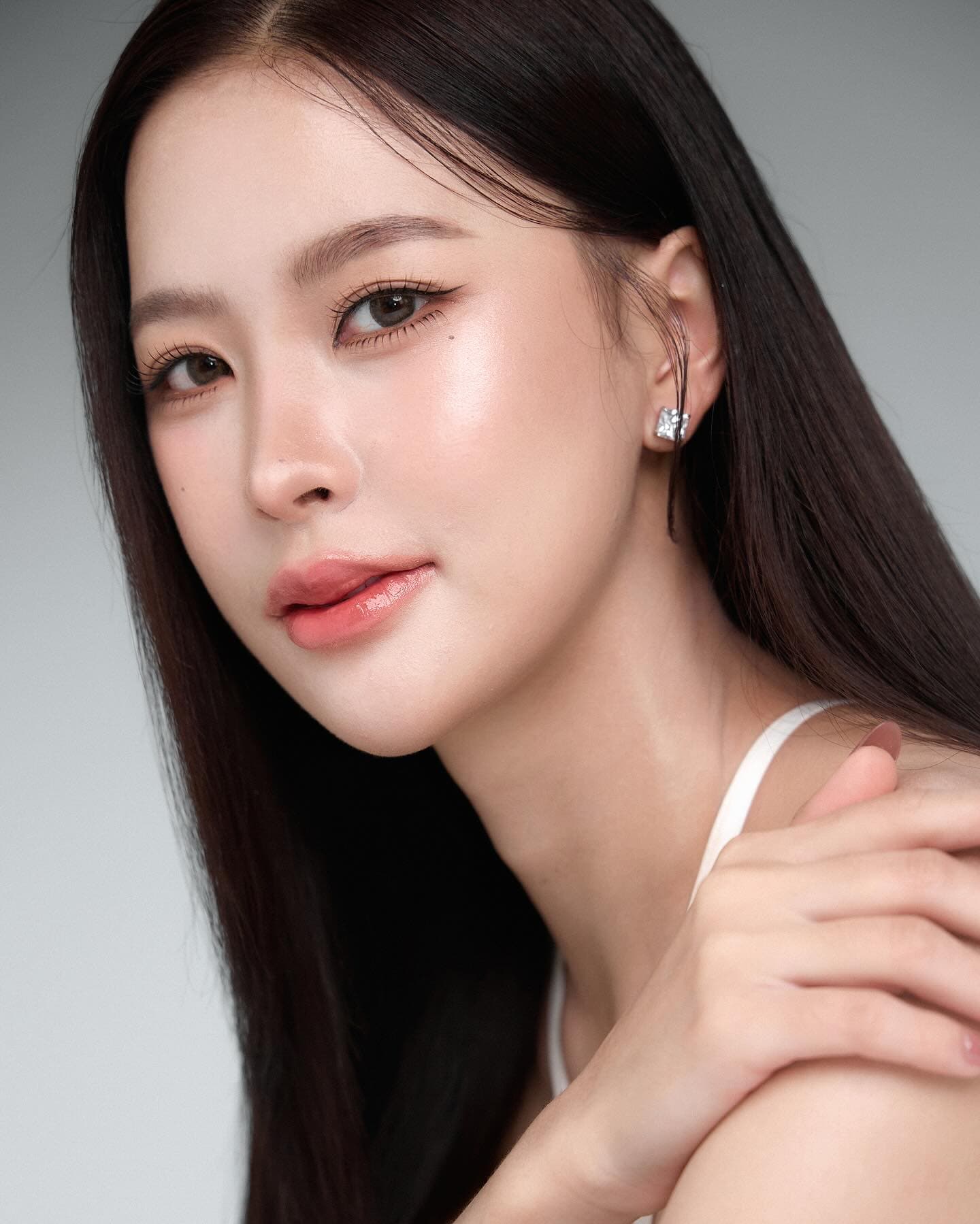 ปุยนุ่น วรางค์ศิริ ธนจรัสวรภัทร์