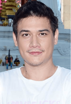 เจมส์ อเล็กซานเดอร์ แม็กกี้