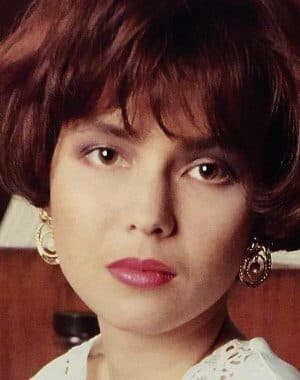 เพชรรัตน์ สีแก้ว