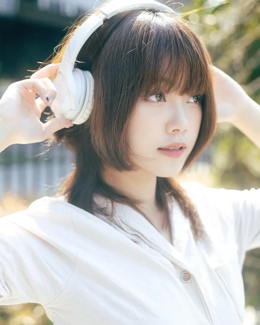 มิวสิค แพรวา สุธรรมพงษ์