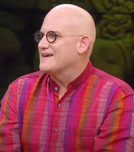 แอนดรูว์ บิ๊กส์ (Andrew Biggs)