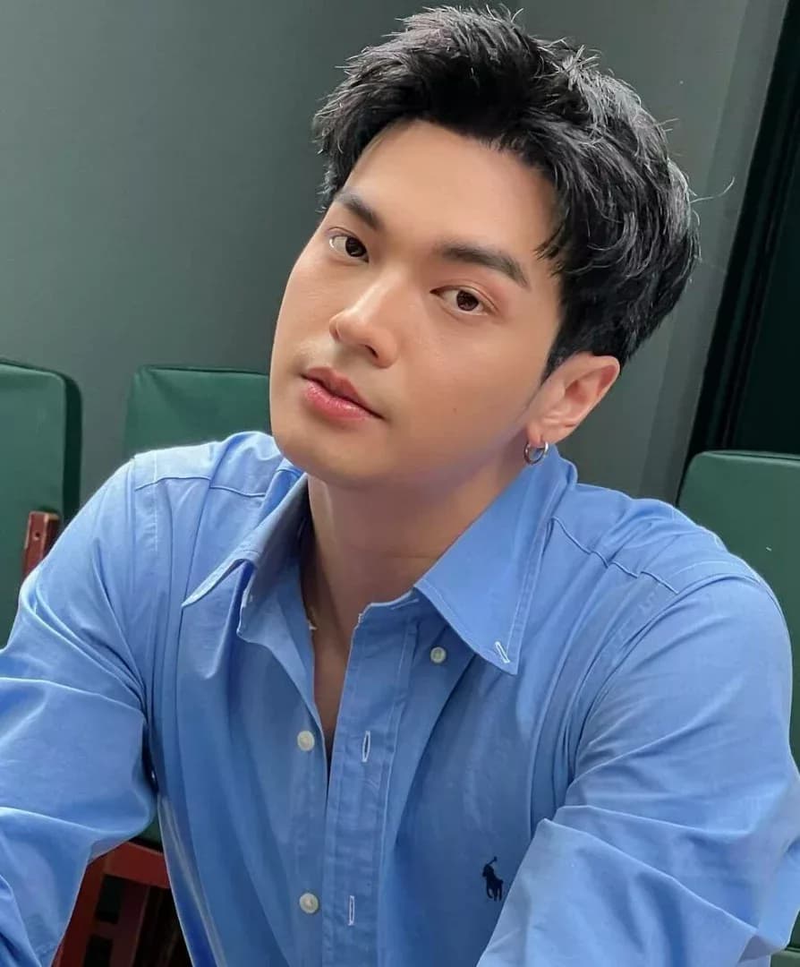 โอบ โอบนิธิ วิวรรธนวรางค์