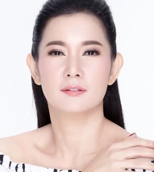 ปู กนกวรรณ บุรานนท์