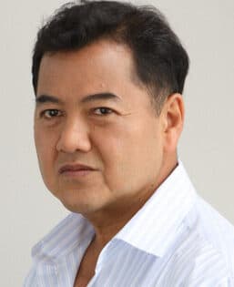 กลิ้ง กฤตย์ อัทธเสรี