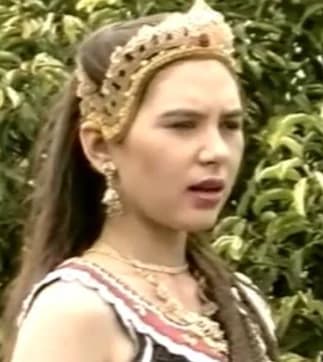 กฤติยาภรณ์ ตรีรัตนพันธ์