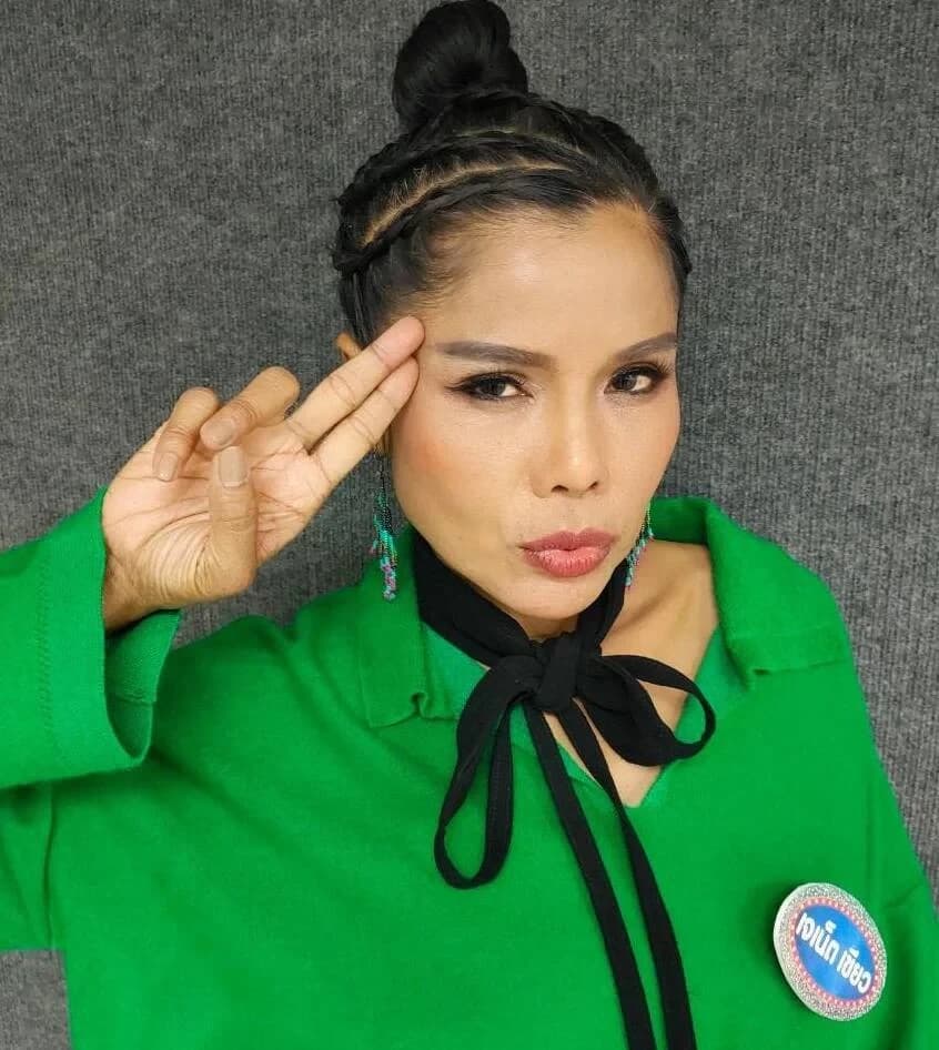 กัญญ์ชัญญ์ เธียรวิชญ์ (เจเน็ต เขียว)