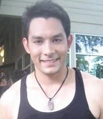 หมอก ทศพร รถกิจ