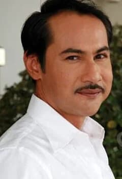 ทองขาว ภัทรโชคชัย (ไชย ขุนศรีรักษา)