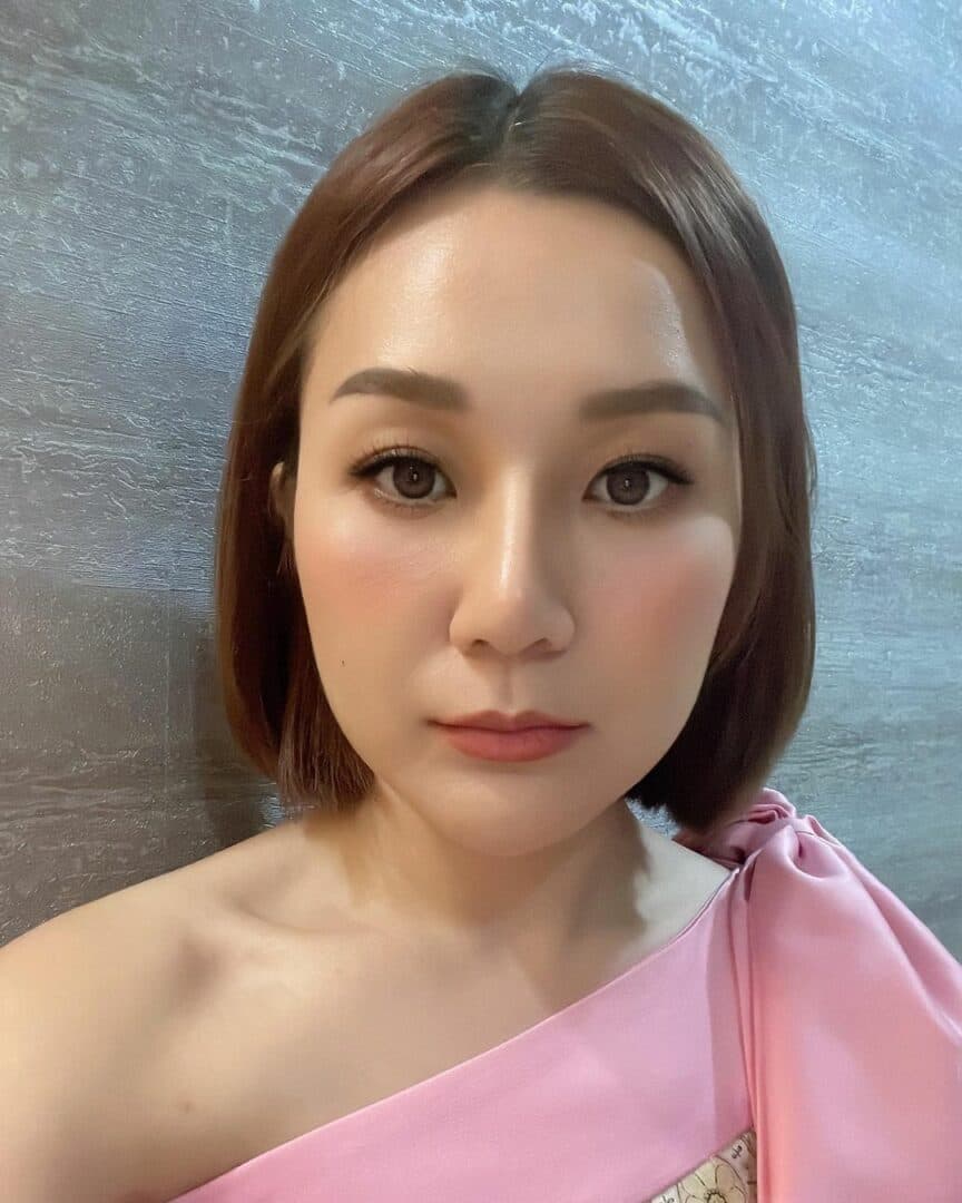 เอ็ม บุษราคัม วงษ์คำเหลา