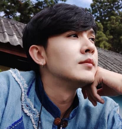 ฟลุค พชร ธรรมมล