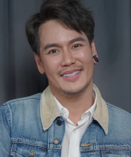 อ๊อฟ ปองศักดิ์ รัตนพงษ์