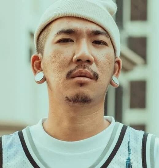 ผดุง ทรงแสง (แจ๊ส ชวนชื่น)