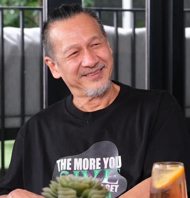 อ๊อฟ พงษ์พัฒน์ วชิรบรรจง