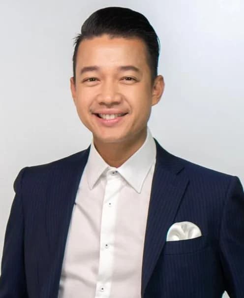 หนุ่ย พงศ์สุข หิรัญพฤกษ์