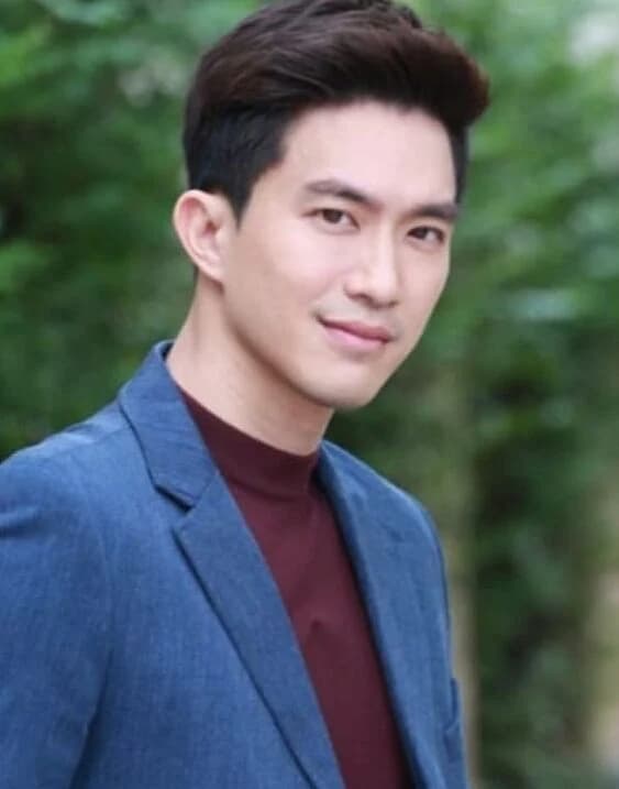 ไผ่ พาทิศ พิสิฐกุล