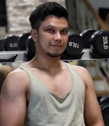 หนุ่ม ณพสิน แสงสุวรรณ