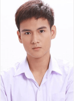 ลิ้งค์ รวีโรจน์ รัตนตระกูลชัย