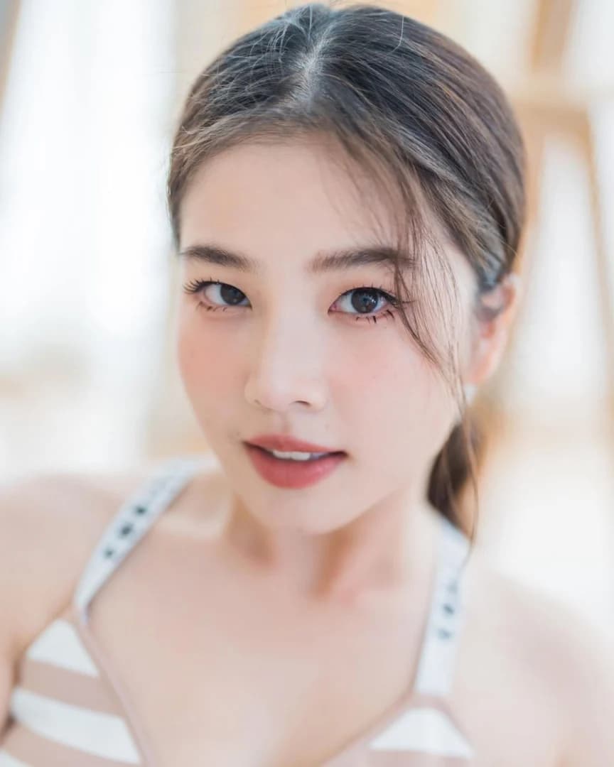 ฝน ศนันธฉัตร ธนพัฒน์พิศาล