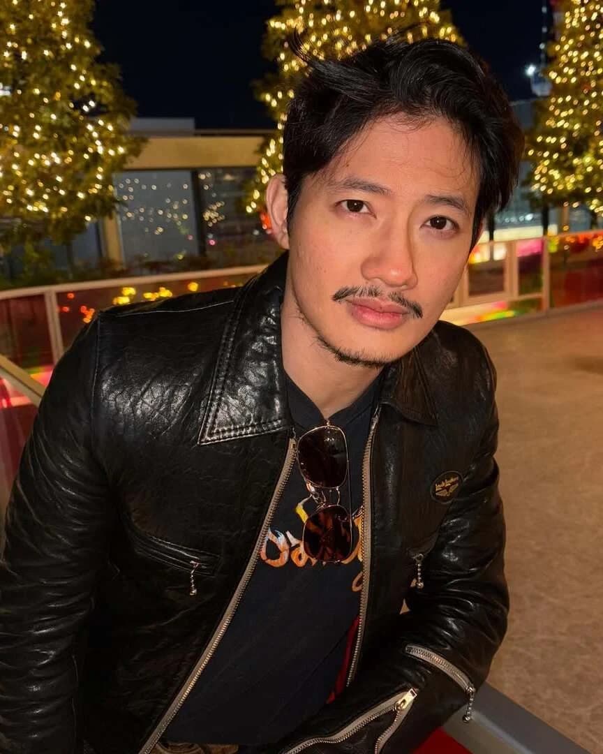 เป้ อารักษ์ อมรศุภศิริ