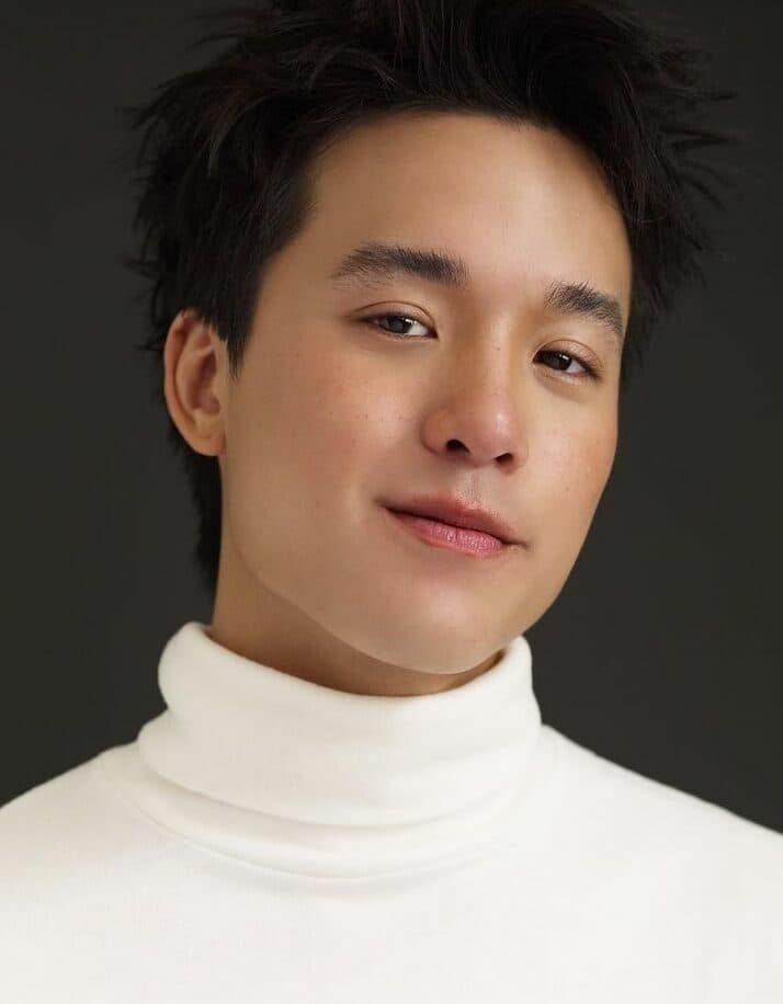 เจมส์ ธีรดนย์ ศุภพันธุ์ภิญโญ