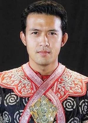 เอ็กซ์ พรเลิศ พิพัฒน์รุ่งเรือง