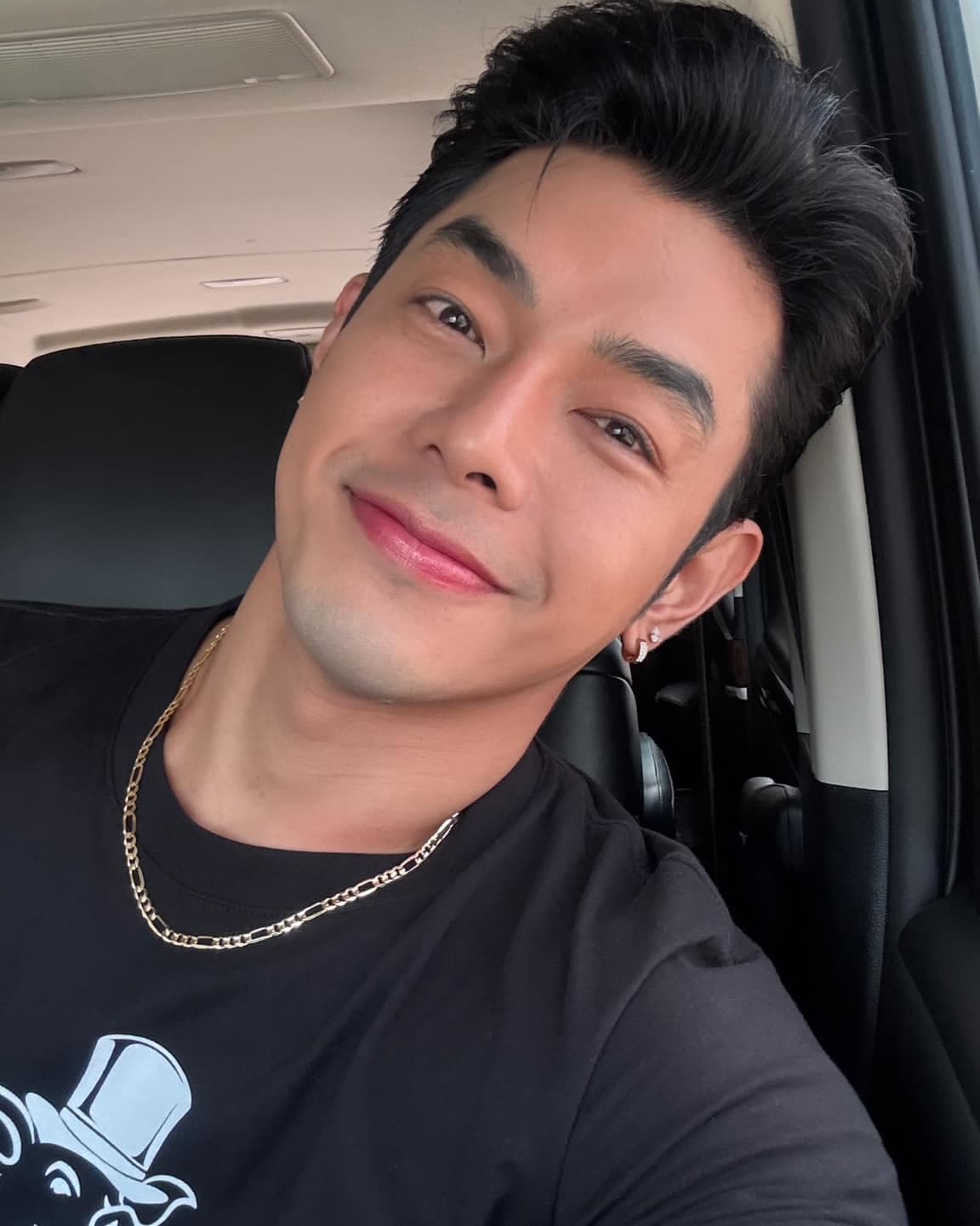 อาร์ต พศุตม์ บานแย้ม