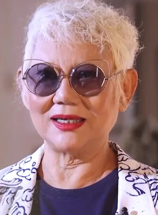 ภัทราวดี มีชูธน