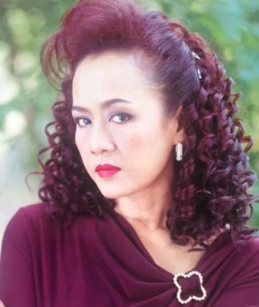 ลินดา ค้าธัญเจริญ