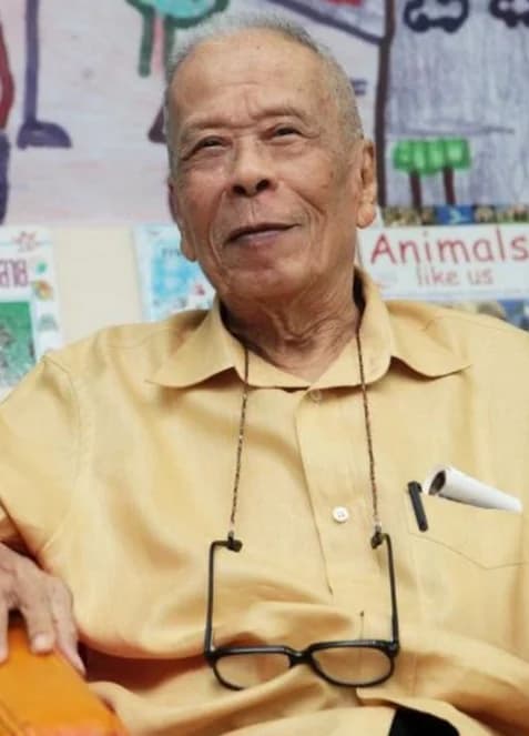 อาจินต์ ปัญจพรรค์