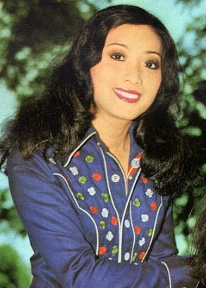 ปาริชาติ ฉายาลักษณ์