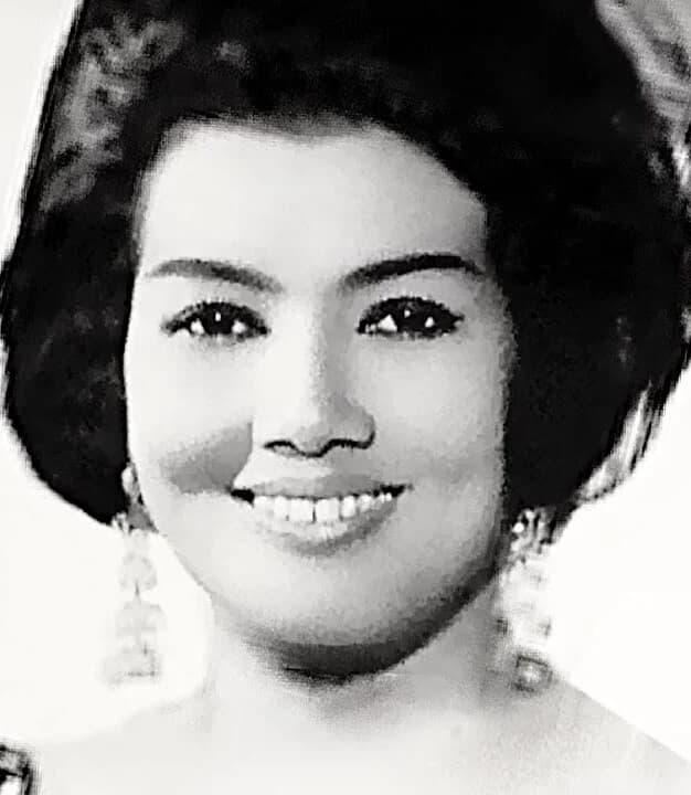 เฉลา ประสพศาสตร์