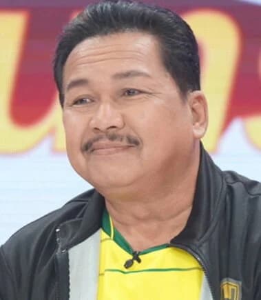 ธนพล สินสนอง (ตูมตาม เชิญยิ้ม)