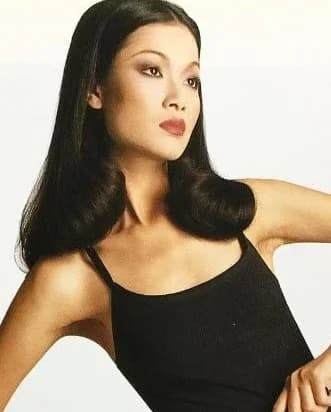 แอ๊นท์ ธรัญญา สัตตบุศย์