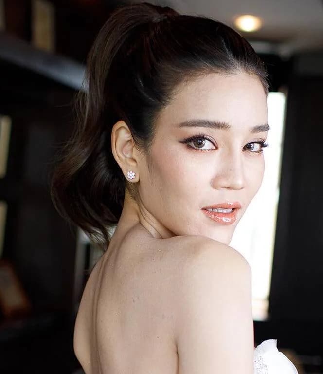 น้ำหวาน เขมจิรา กมุทชาติ